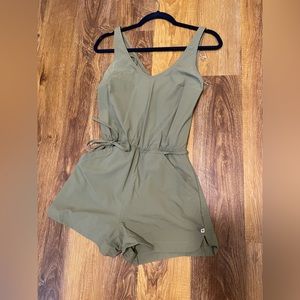 Mountain Hardwear Romper | XS